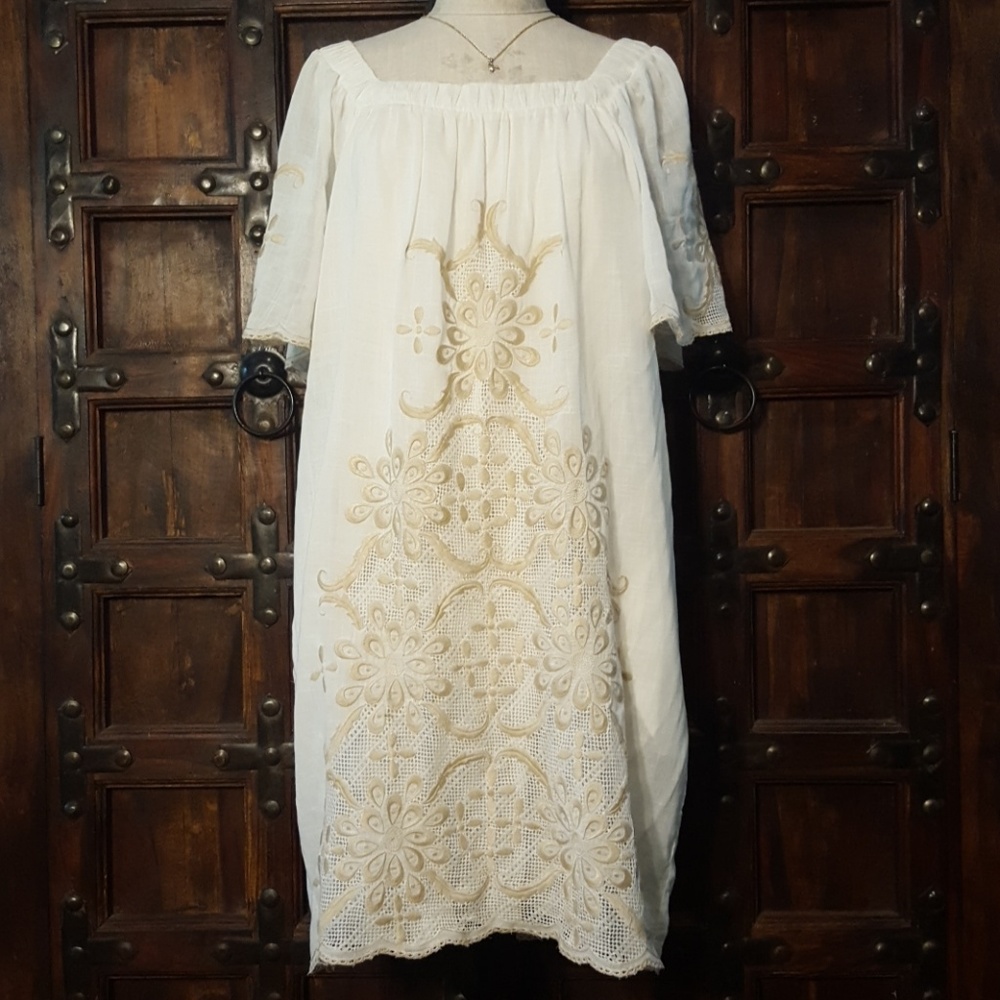 BCBGMaxAzria Runway Magnolia Embroidered Dress